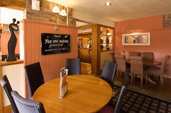 premier inn plymouth sutton harbour