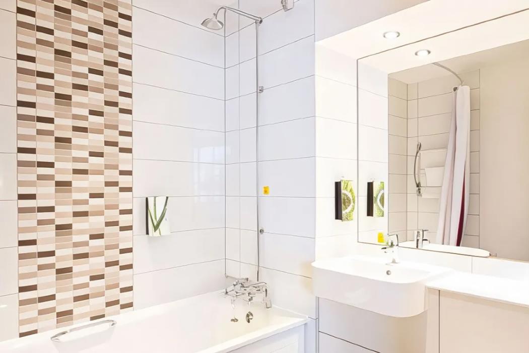 Premier Inn Oldham Central,Greater Manchester>>Chadderton,3 star