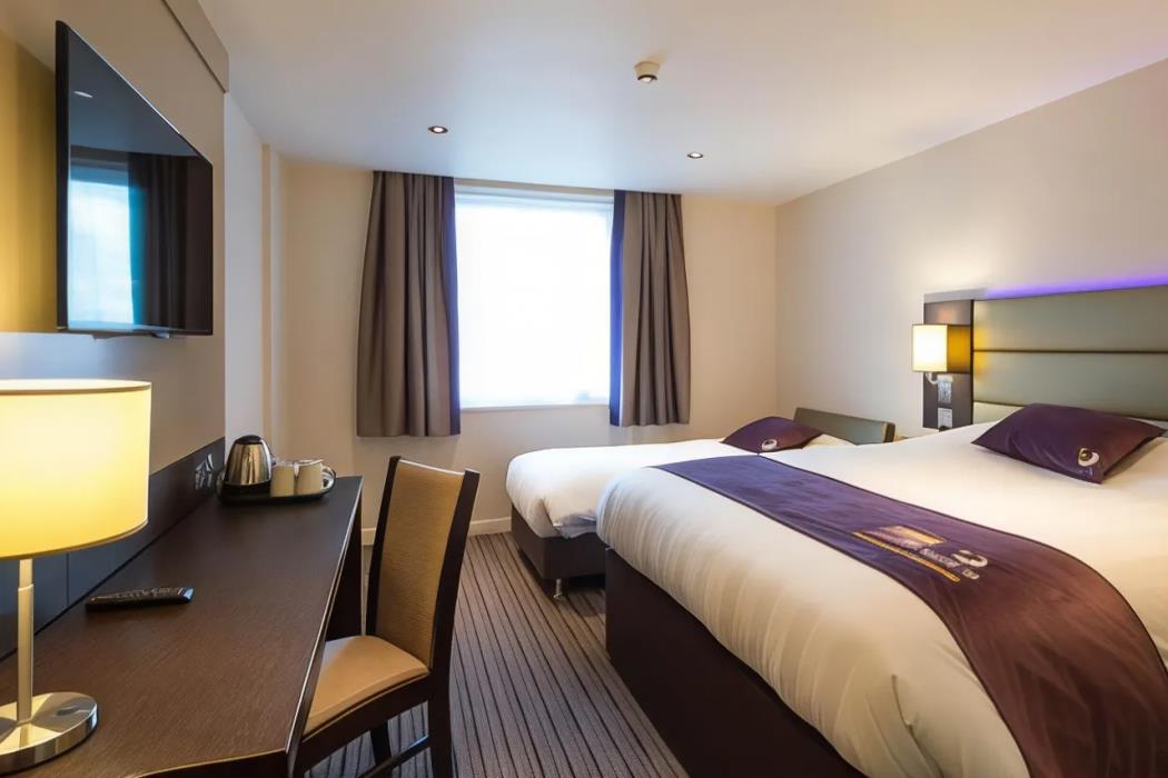 Premier Inn Oldham Central,Greater Manchester>>Chadderton,3 star