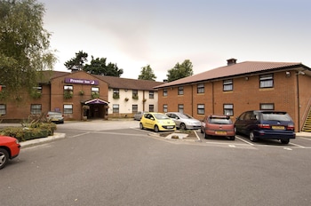 premier inn nottingham south