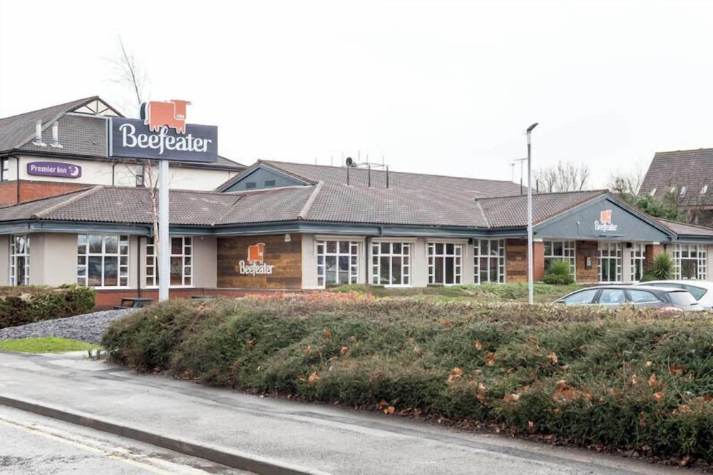 premier inn nottingham castle marina