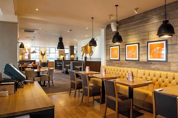 premier inn nottingham castle marina