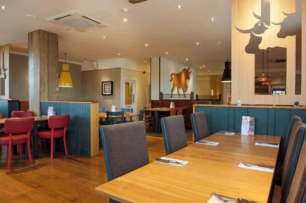 premier inn nottingham castle marina