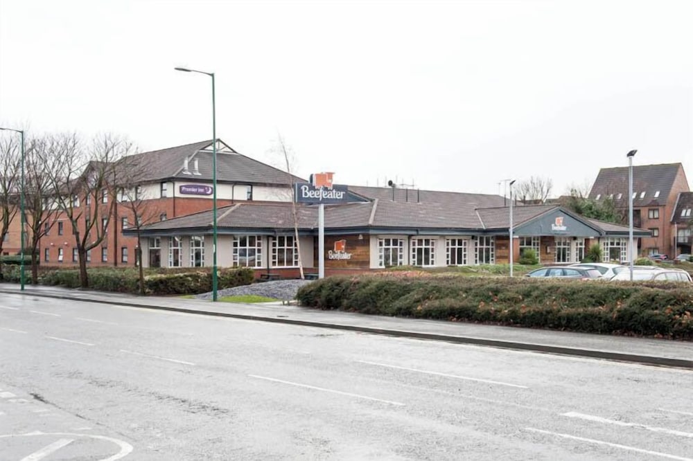 premier inn nottingham castle marina