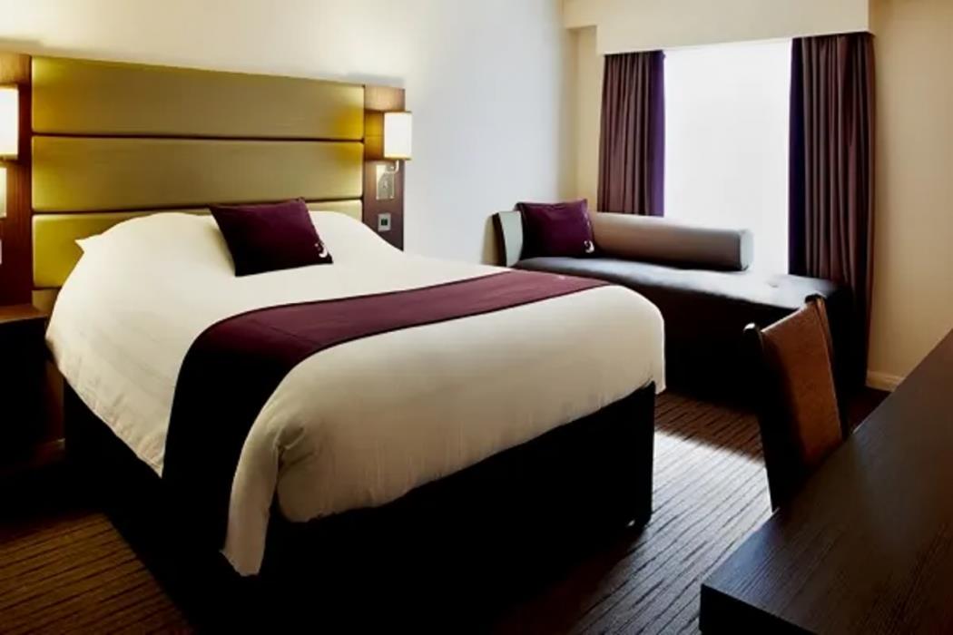 premier inn manchester wilmslow