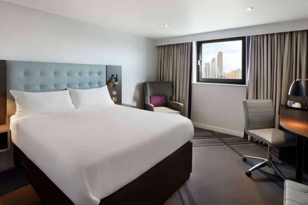 premier inn manchester wilmslow