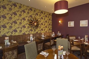 premier inn london wimbledon south