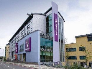 premier inn london wimbledon south