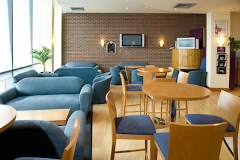premier inn london wimbledon south