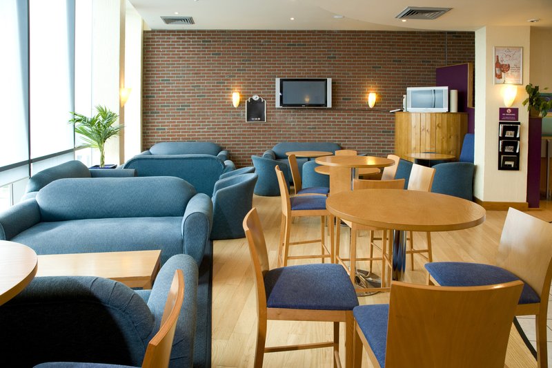 premier inn london wimbledon south