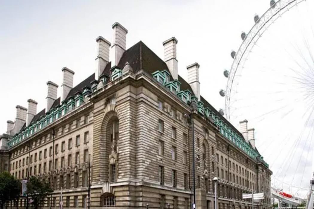 premier inn london county hall
