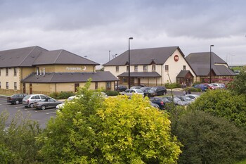premier inn dunfermline