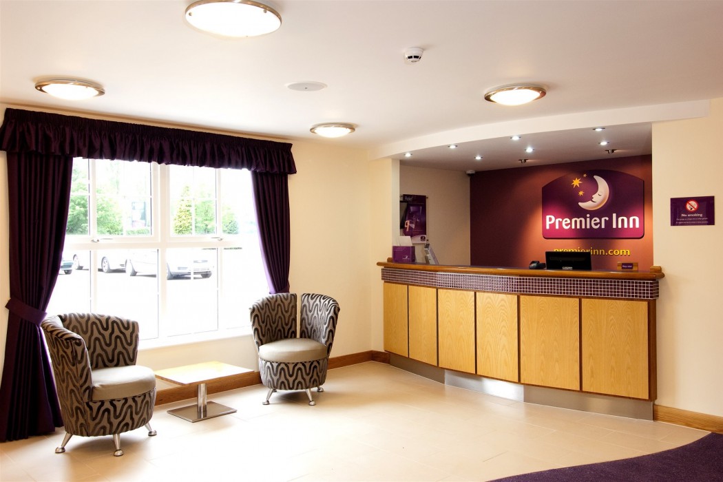 premier inn crewe west