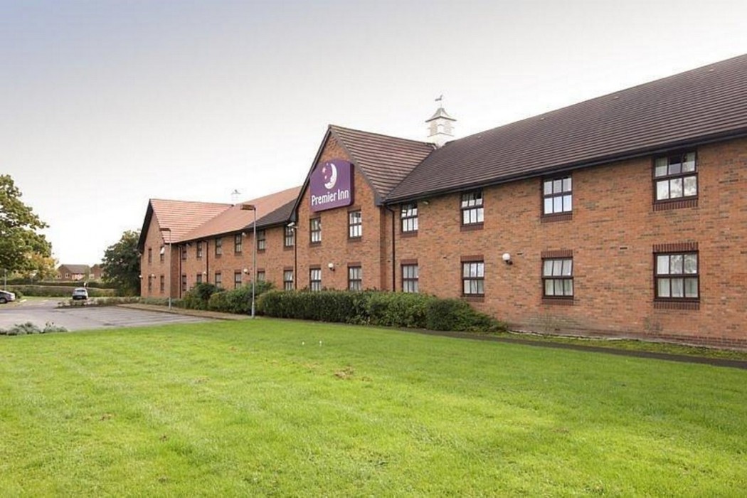 premier inn crewe west