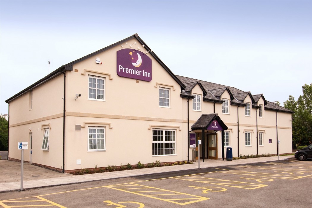 premier inn crewe west