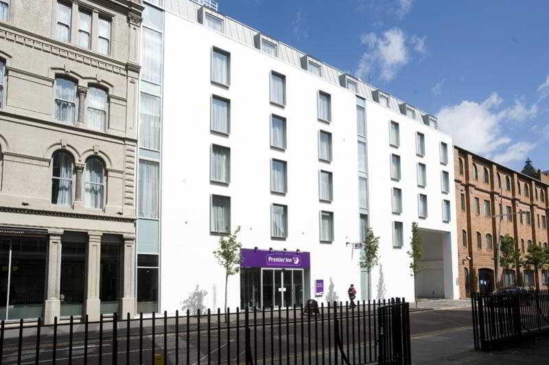 premier inn belfast city cathedral quarter