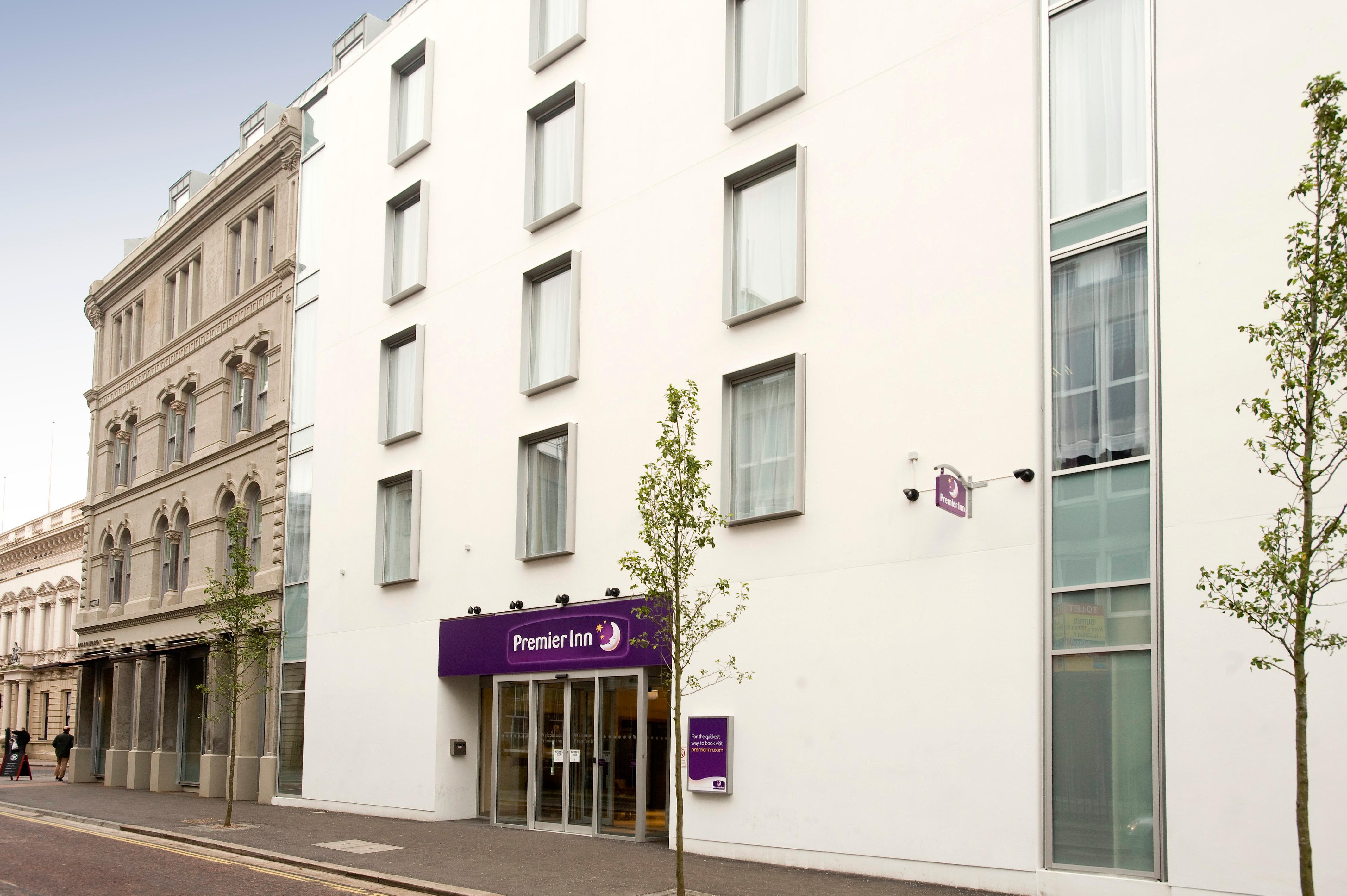 premier inn belfast city cathedral quarter