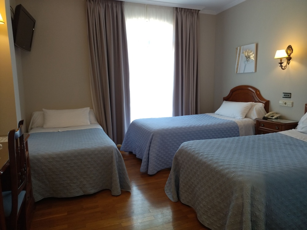 hotel playa compostela