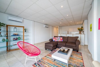 stunning balcony view spacious 2br apt at unique location