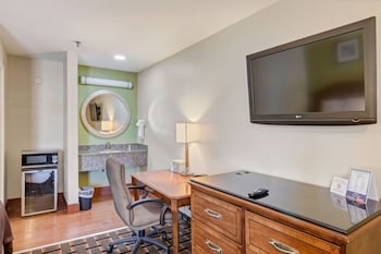 savannah garden hotel