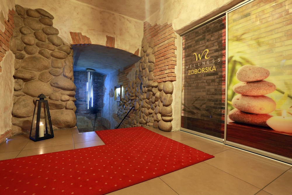 penzion and wellness zoborska