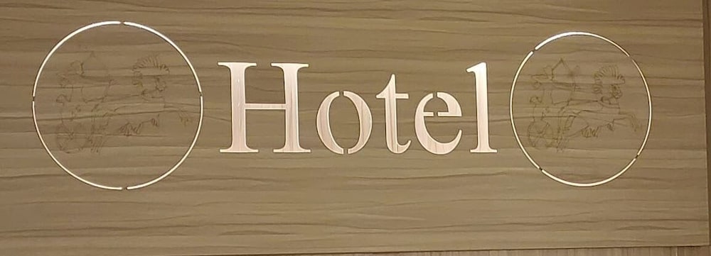 pharoahs palace hotel