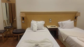 pharoahs palace hotel