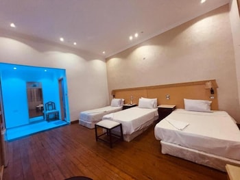 pharoahs palace hotel