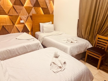 pharoahs palace hotel