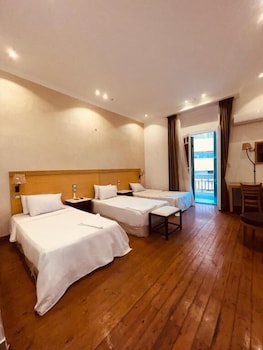 pharoahs palace hotel