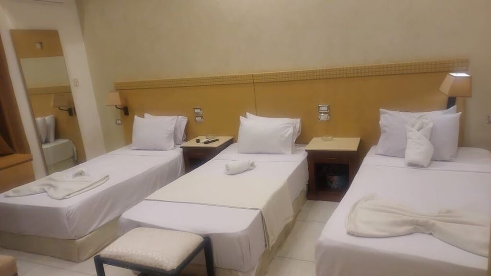 pharoahs palace hotel