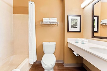 suburban studios columbus bradley park