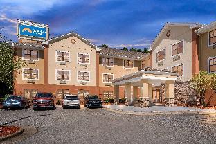 suburban studios columbus bradley park