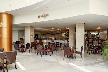 hilton cairo heliopolis