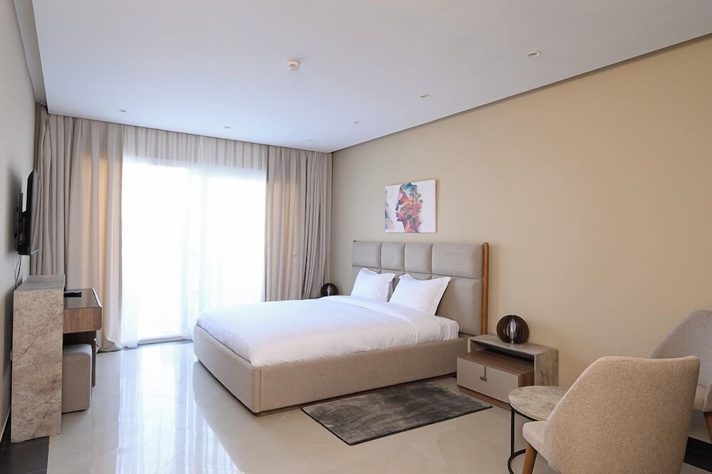 suites hotel playa del pacha