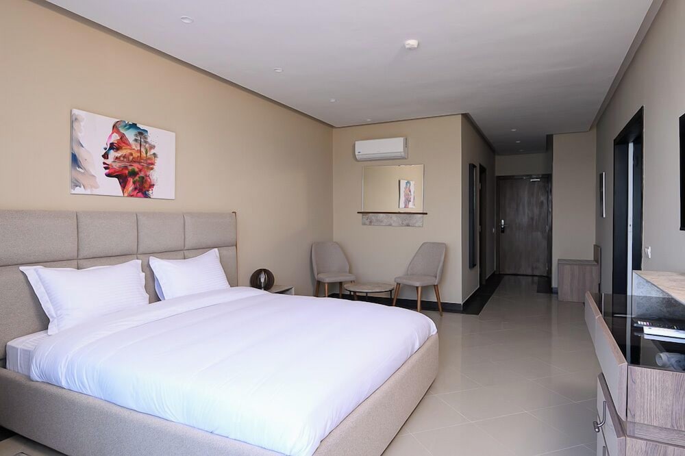 suites hotel playa del pacha