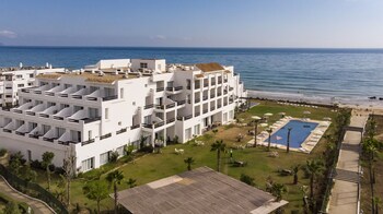 suites hotel playa del pacha