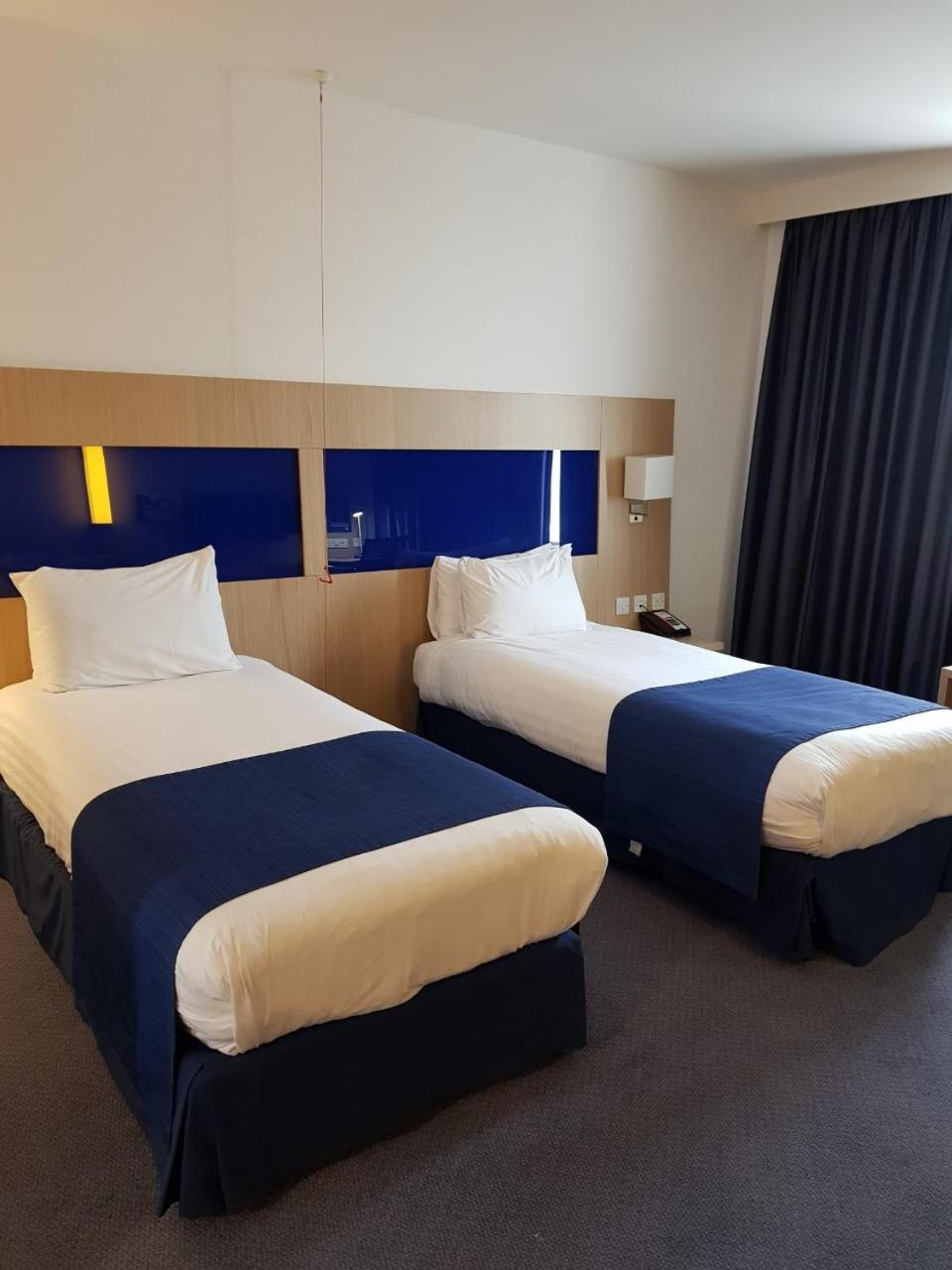 holiday inn express rotherham north by ihg