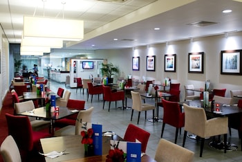 holiday inn express rotherham north by ihg