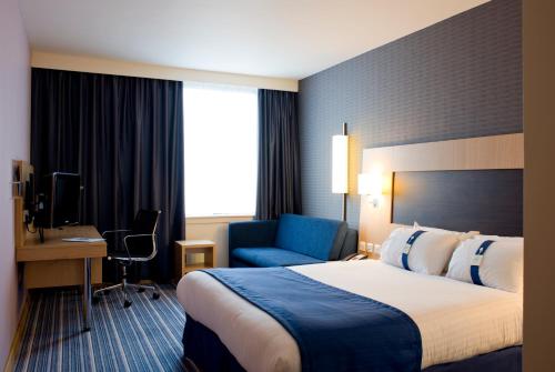 holiday inn express rotherham north by ihg