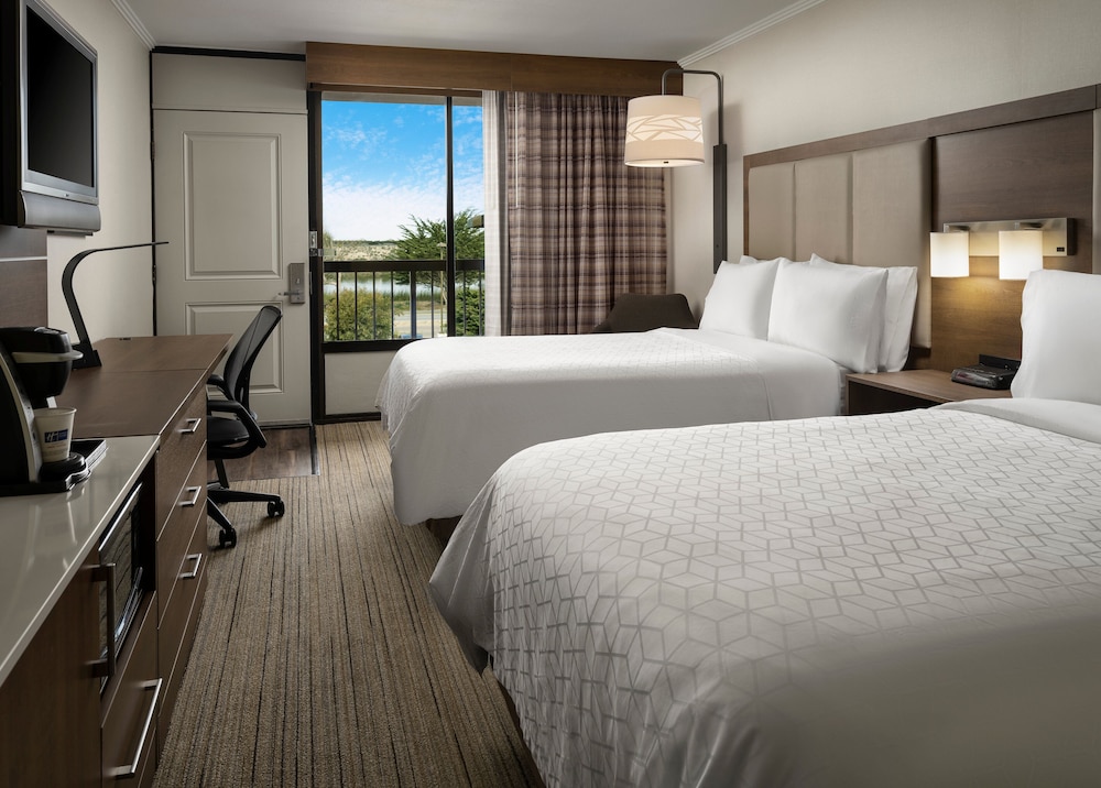 holiday inn express at monterey bay by ihg