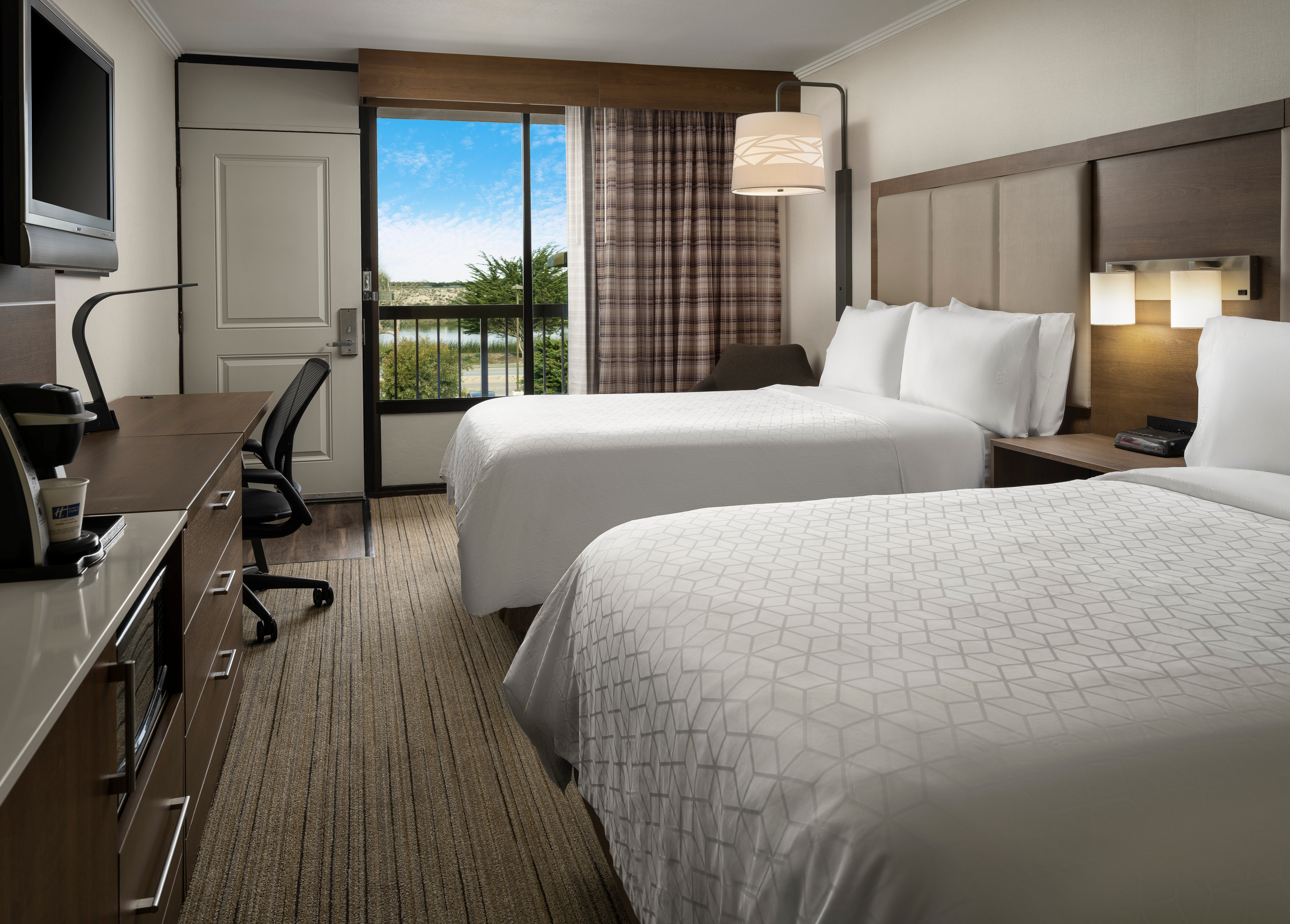 holiday inn express at monterey bay by ihg