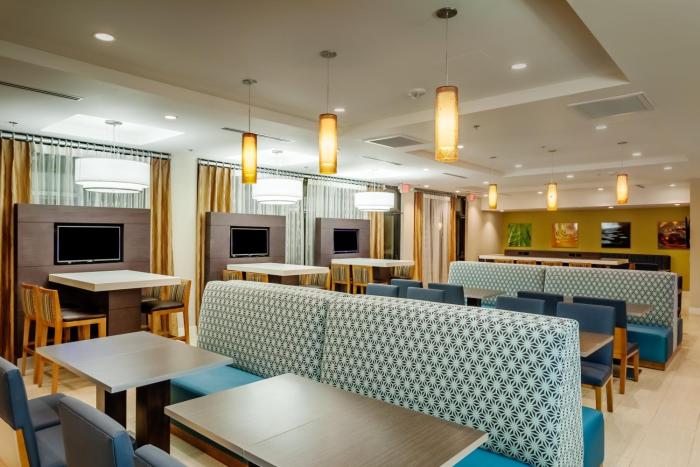 holiday inn express at monterey bay by ihg