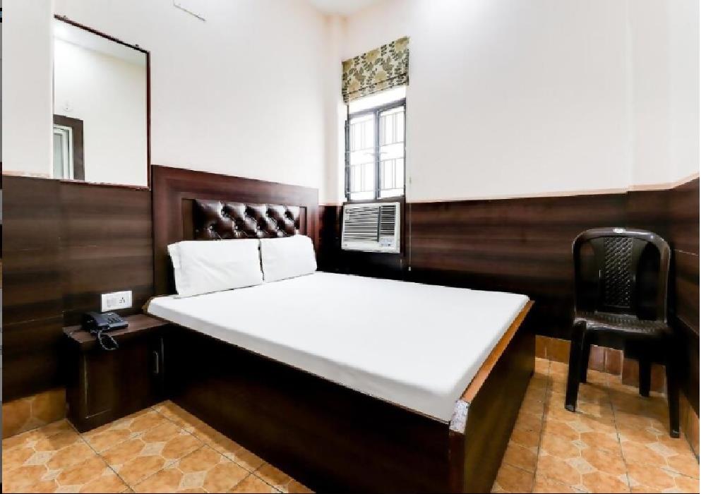 sunny hotel by wb hotels