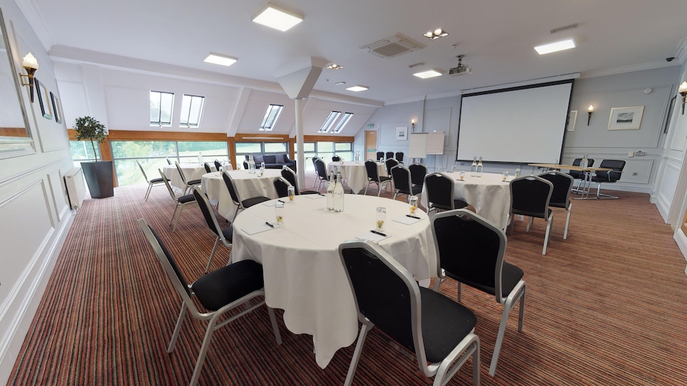 old thorns hotel and resort