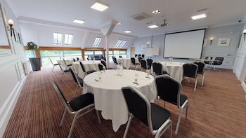 old thorns hotel and resort