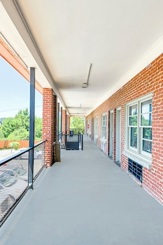 sunrise inn by oyo albany