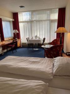 Nol In 'T Bosch,Wageningen>>Arnhem,4 star