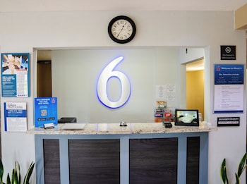 motel 6 litchfield il