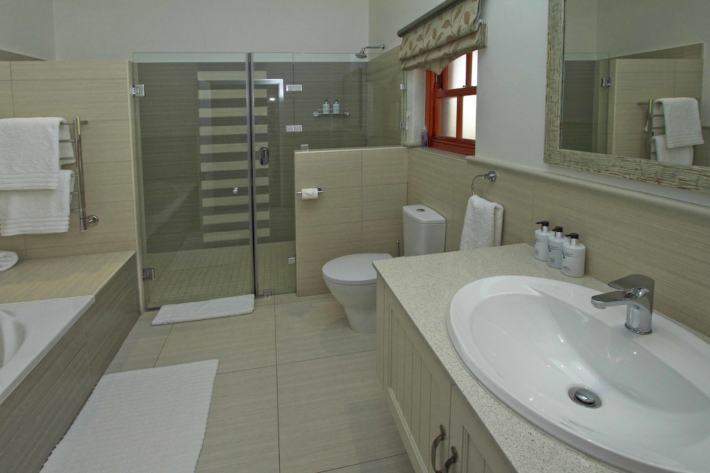 montagu vines guest house